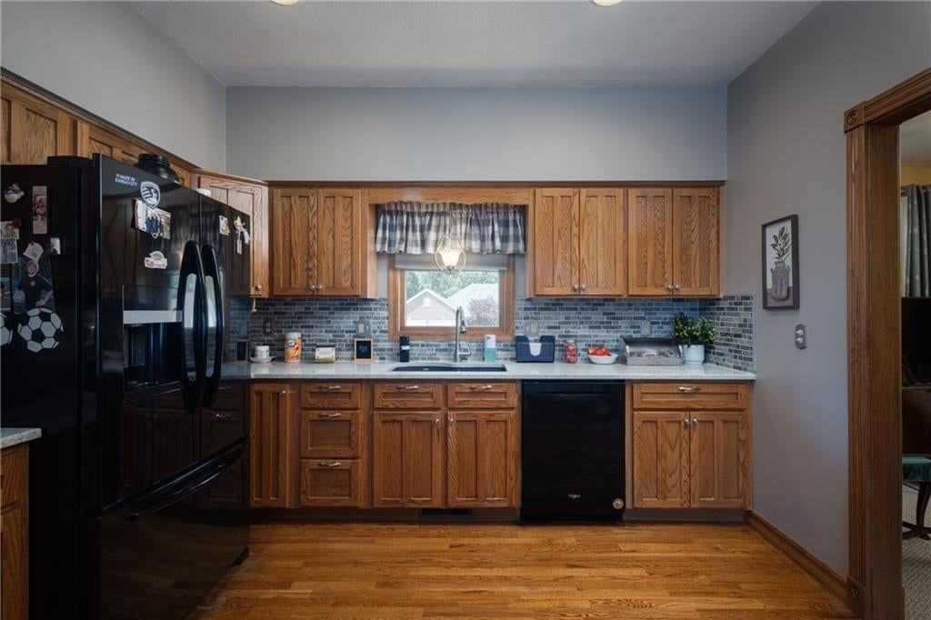 Photo 16 of 50 - 2607 Quail Street, Harrisonville, MO 64701
