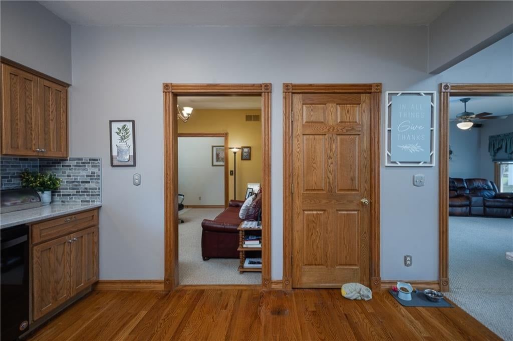 Photo 18 of 50 - 2607 Quail Street, Harrisonville, MO 64701