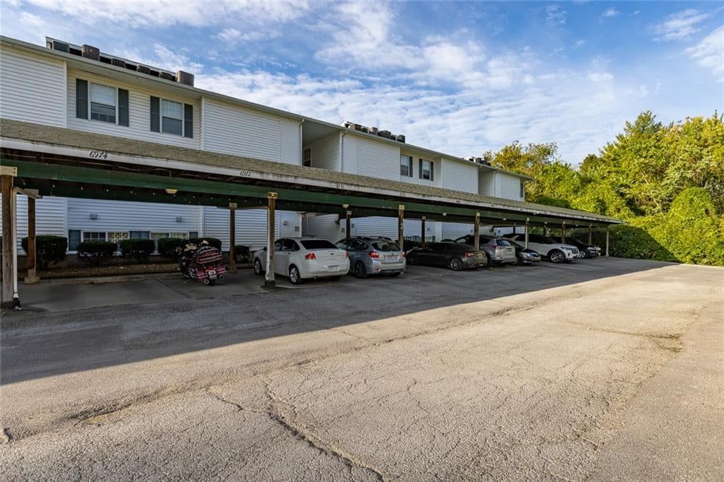 6966 N Olive Street, Gladstone, MO: listing photo 2