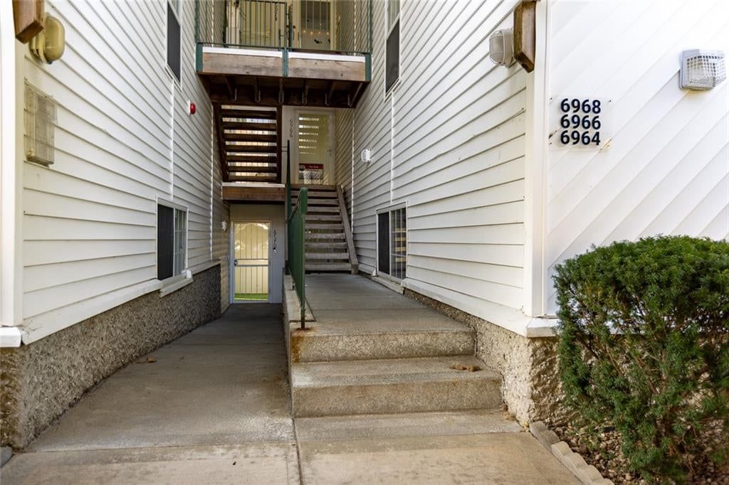 Staircase at 6966 N Olive Street, Gladstone, MO 64118