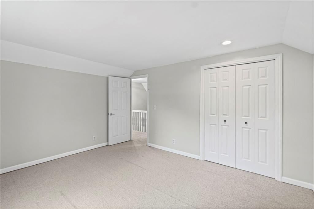Photo 28 of 51 - 11278 Hemlock Street, Overland Park, KS 66210