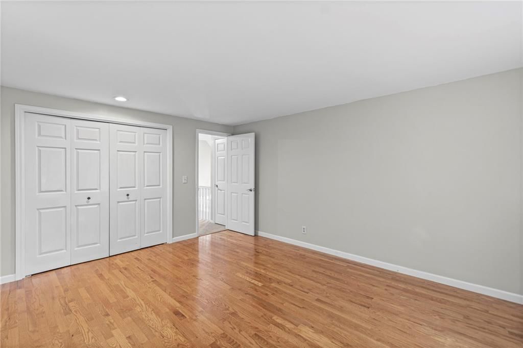 Photo 33 of 51 - 11278 Hemlock Street, Overland Park, KS 66210
