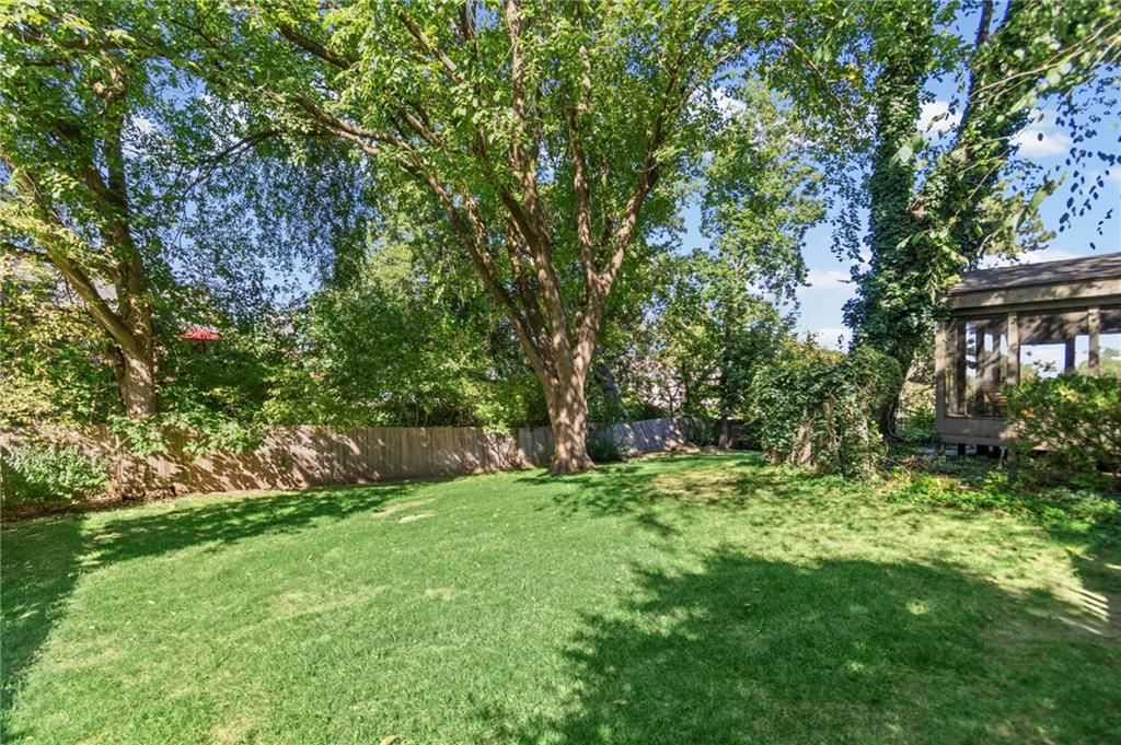 Photo 43 of 51 - 11278 Hemlock Street, Overland Park, KS 66210