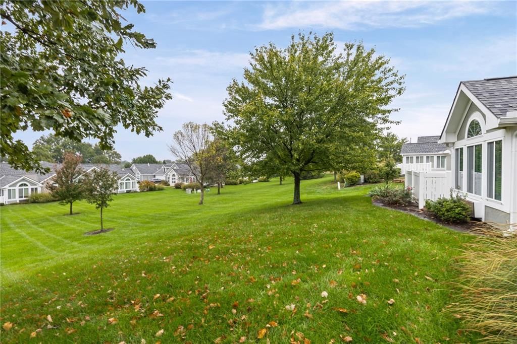 7110 Hedge Lane Terrace, Shawnee, KS: listing photo 3