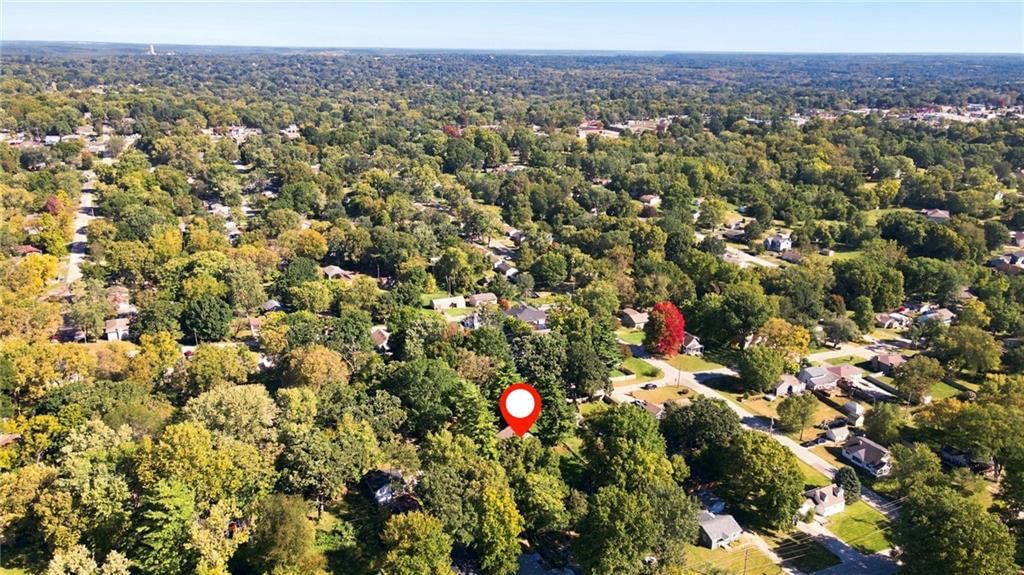 Photo 38 of 38 - 735 E Devon Street, Independence, MO 64055