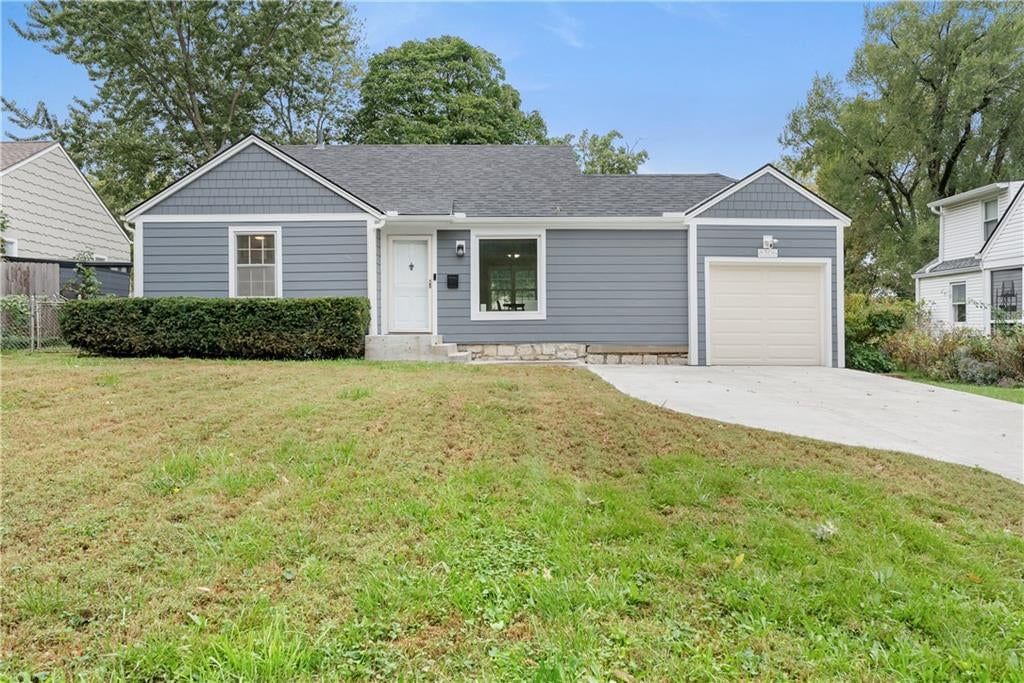 8306 Ward Parkway Plaza, Kansas City, MO