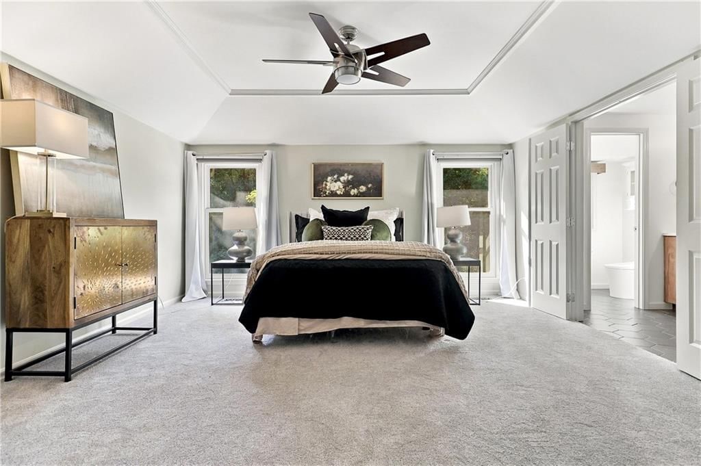 Tray ceiling and carpet at 13011 W 83rd Terrace, Lenexa, KS 66215