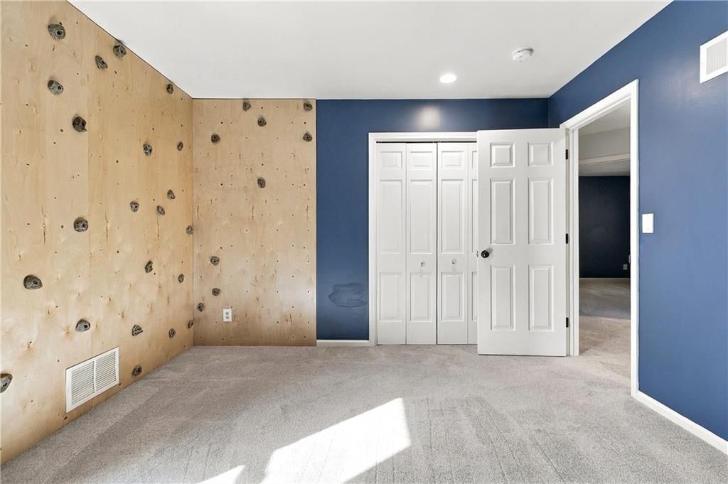 Photo 29 of 52 - 13011 W 83rd Terrace, Lenexa, KS 66215