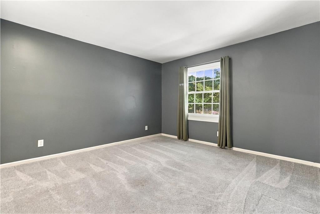 Photo 34 of 52 - 13011 W 83rd Terrace, Lenexa, KS 66215