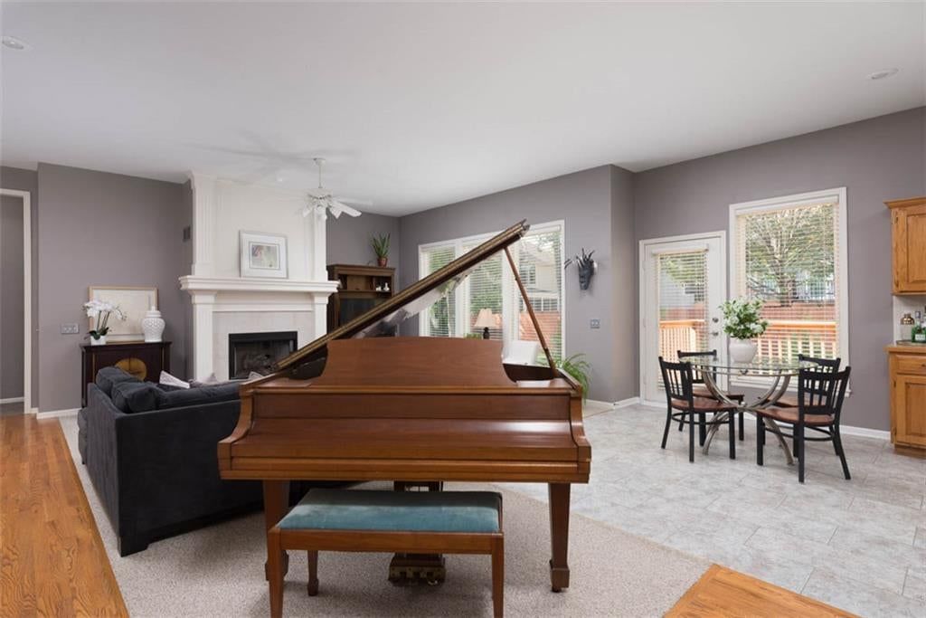 Photo 13 of 43 - 12108 McGee Street, Kansas City, MO 64145