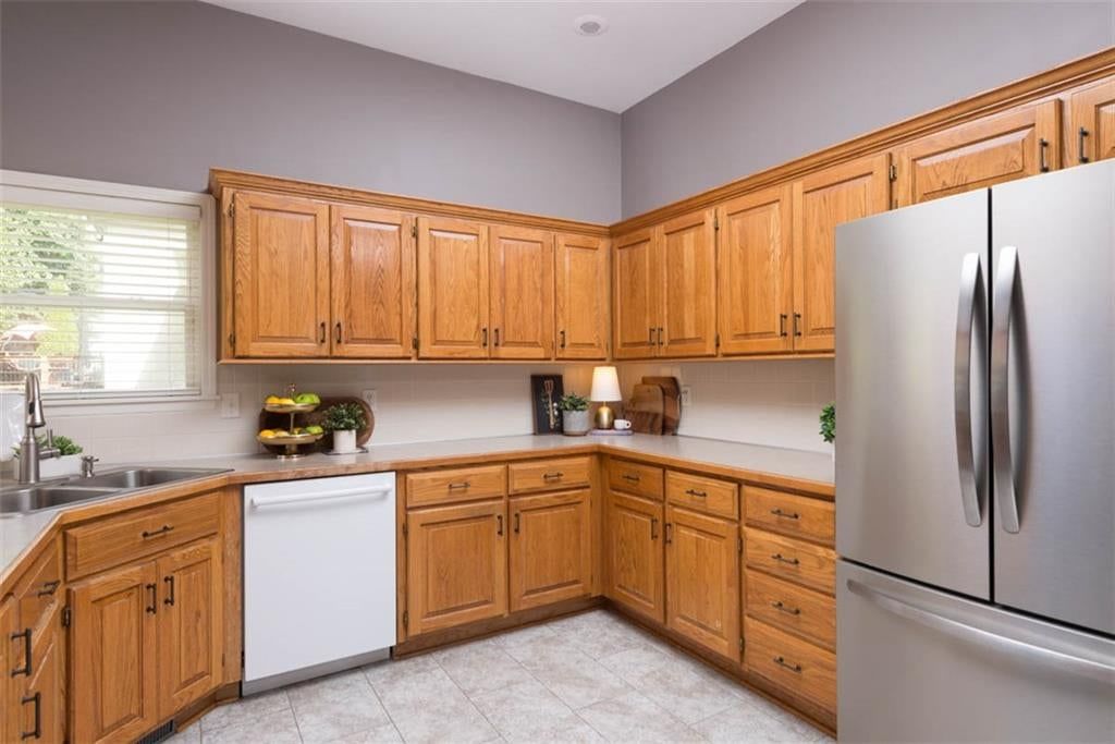Photo 17 of 43 - 12108 McGee Street, Kansas City, MO 64145