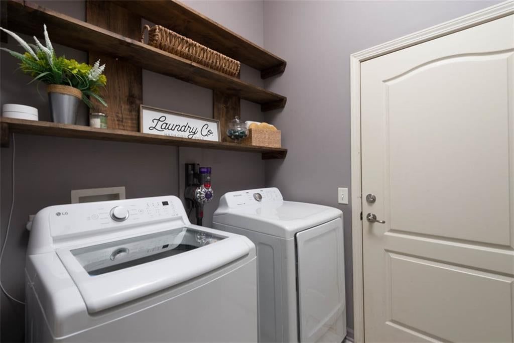 Photo 19 of 43 - 12108 McGee Street, Kansas City, MO 64145