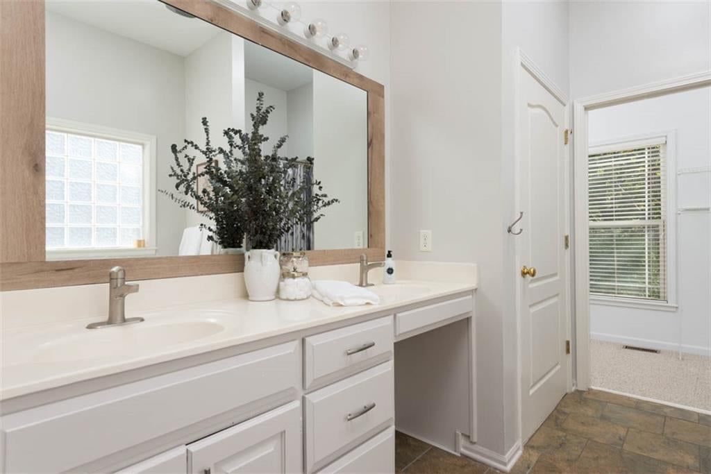 Photo 23 of 43, 12108 McGee Street, Kansas City, MO 64145