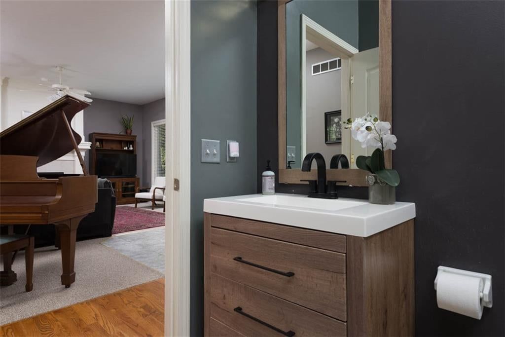 Photo 32 of 43, 12108 McGee Street, Kansas City, MO 64145
