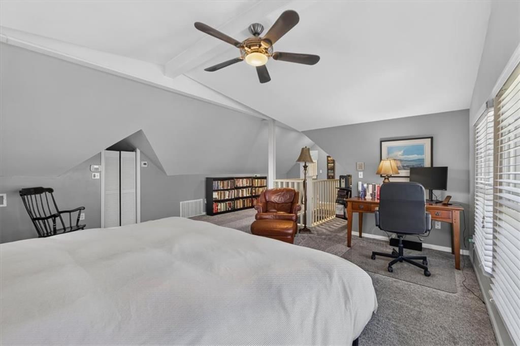 Photo 35 of 50 - 4112 W 69TH Street, Prairie Village, KS 66208