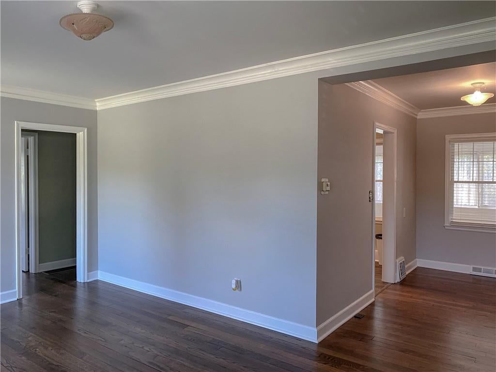Photo 14 of 28 - 1231 W 79th Street, Kansas City, MO 64114