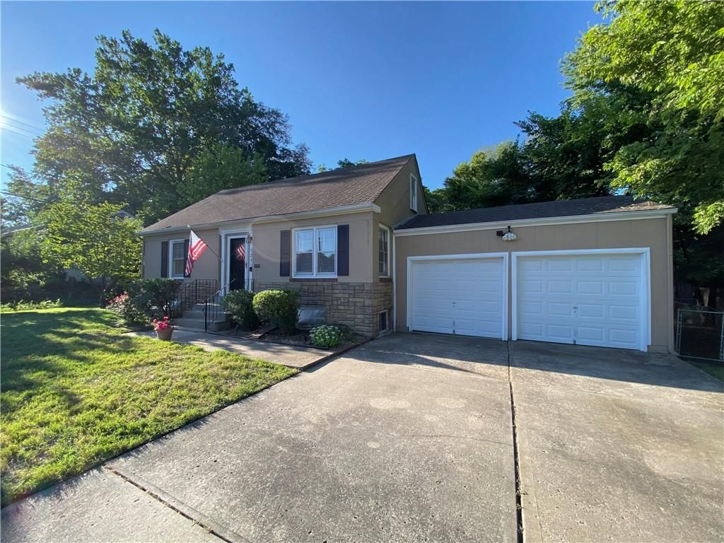 1231 W 79th Street, Kansas City, MO: listing photo 3