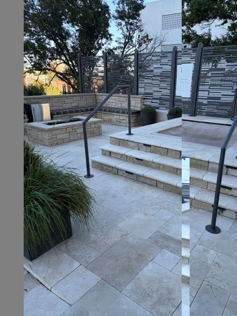 Photo 12 of 18 - 221 W 48th Street #1505, Kansas City, MO 64112