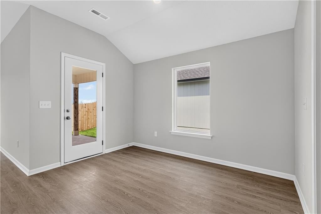 Photo 9 of 15 - 757 N Buckeye Street, Gardner, KS 66030