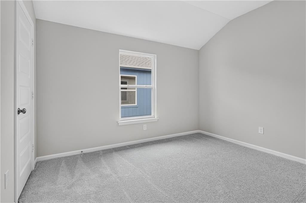 Carpet at 757 N Buckeye Street, Gardner, KS 66030