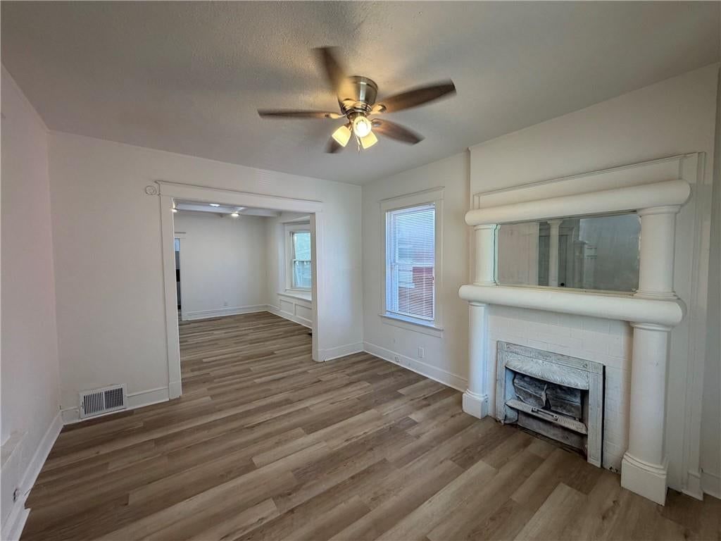 5026 E 7th Street, Kansas City, MO: listing photo 3