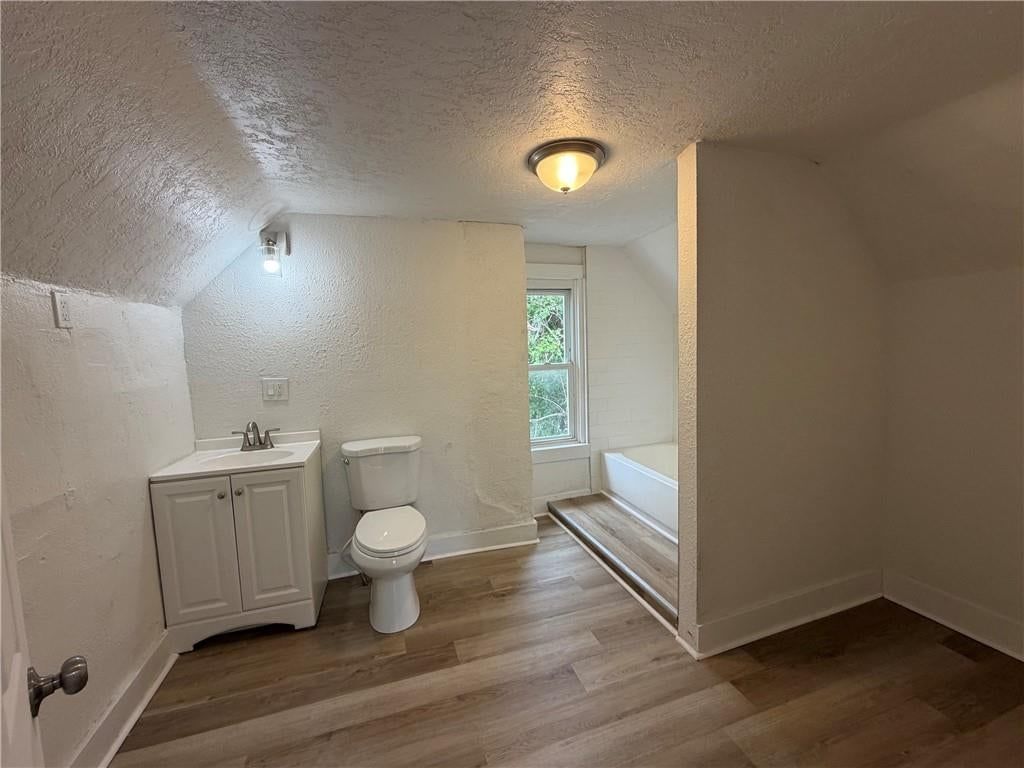 Photo 15 of 16 - 5026 E 7th Street, Kansas City, MO 64124