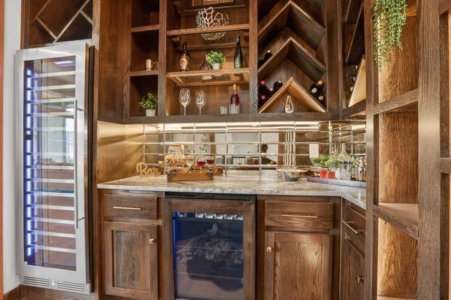 Photo 17 of 42 - 8994 Ginger Street, Lenexa, KS 66227