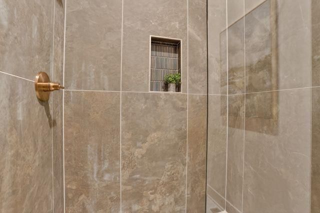 Photo 22 of 42 - 8994 Ginger Street, Lenexa, KS 66227