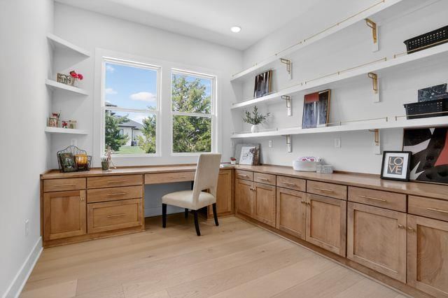 Photo 23 of 42 - 8994 Ginger Street, Lenexa, KS 66227
