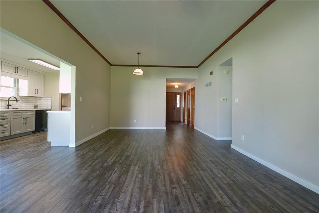 Photo 11 of 31 - 16604 E 53rd Street S, Independence, MO 64055