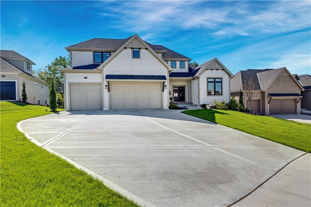 9367 W 170 Terrace, Overland Park, KS: listing photo 2