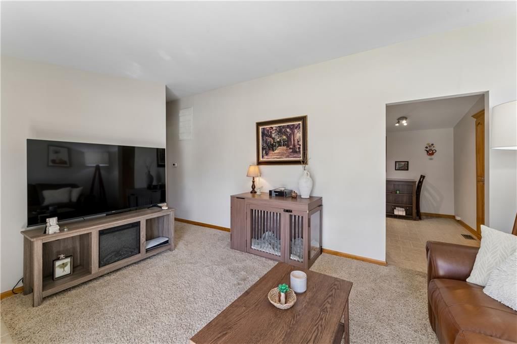 Photo 8 of 44 - 18510 E 5th Street N, Independence, MO 64056