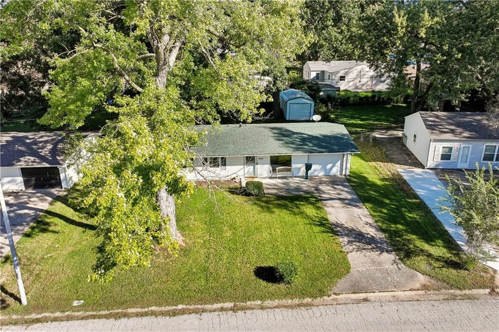 Photo 30 of 44 - 18510 E 5th Street N, Independence, MO 64056