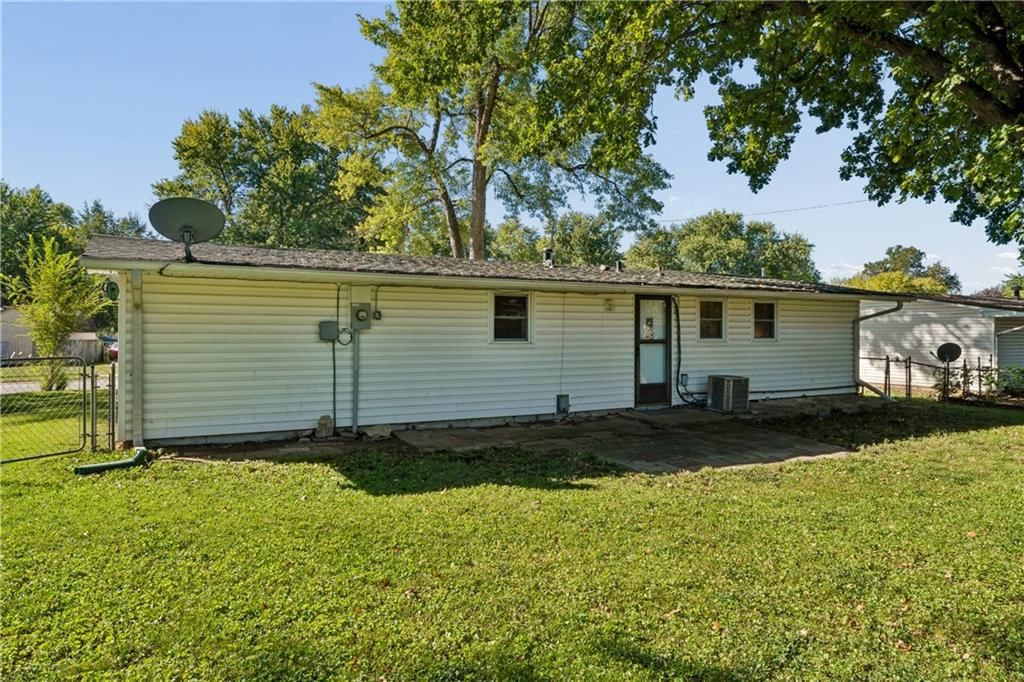 Photo 38 of 44 - 18510 E 5th Street N, Independence, MO 64056