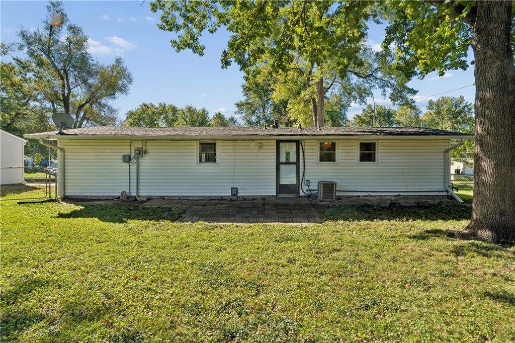 Photo 40 of 44 - 18510 E 5th Street N, Independence, MO 64056