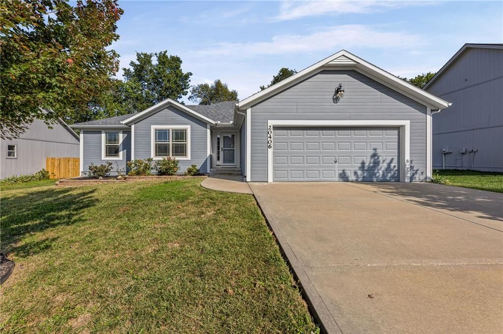 20406 W 220th Terrace, Spring Hill, KS