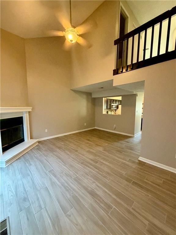 725 SW Liggett Road, Blue Springs, MO: listing photo 2
