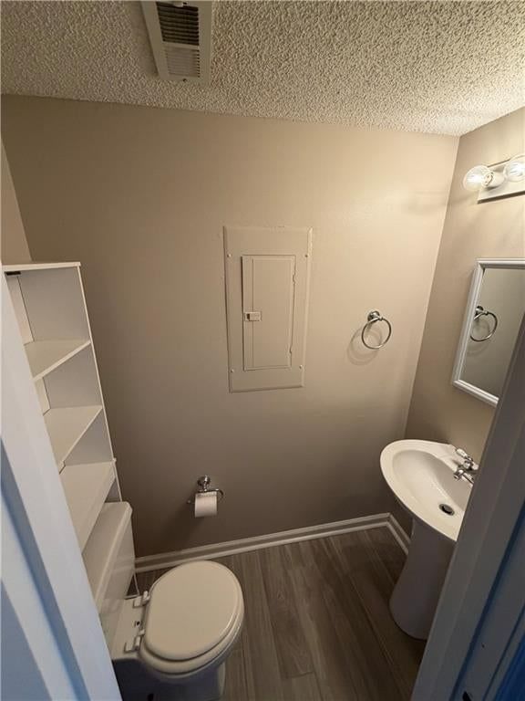 Photo 6 of 11 - 725 SW Liggett Road #C, Blue Springs, MO 64015