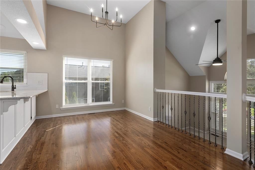 Photo 7 of 37 - 2280 W Cothrell Street, Olathe, KS 66061