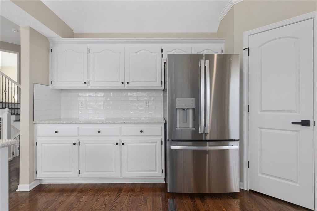 Photo 12 of 37 - 2280 W Cothrell Street, Olathe, KS 66061
