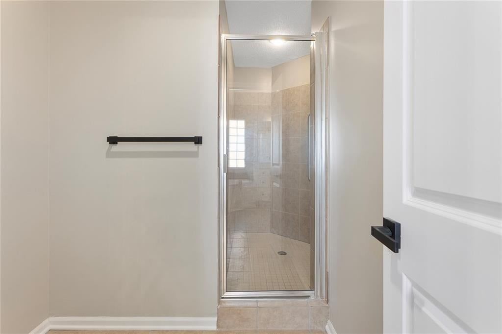 Photo 24 of 37 - 2280 W Cothrell Street, Olathe, KS 66061
