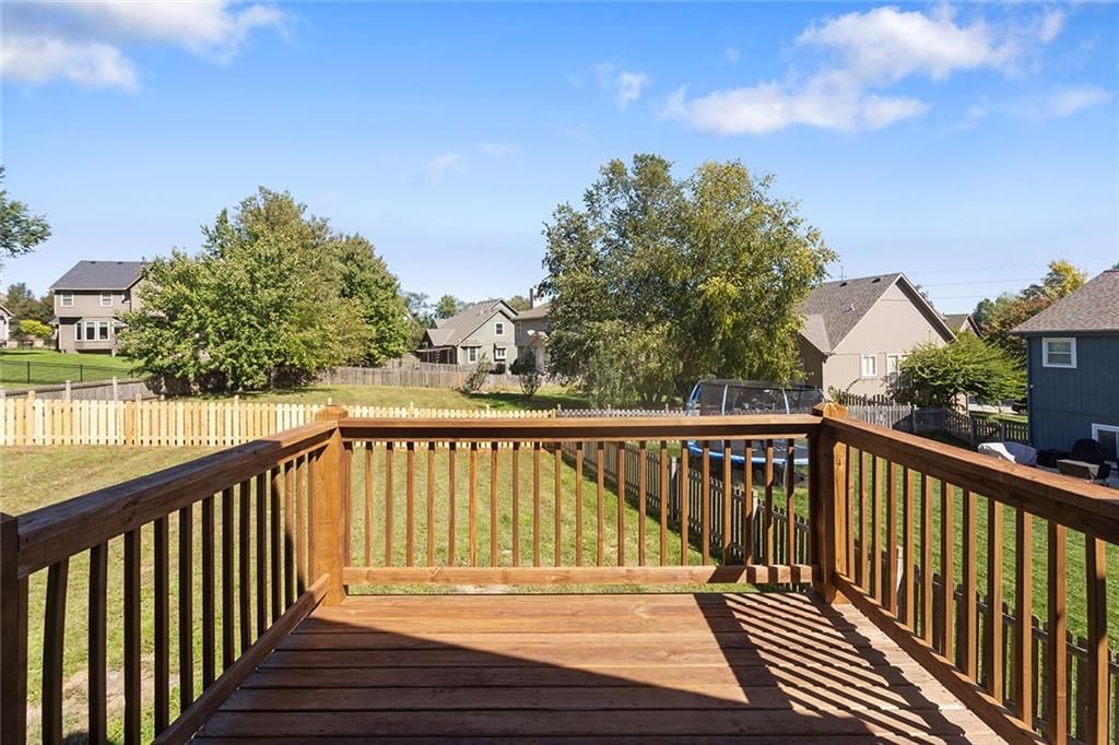 Photo 36 of 37 - 2280 W Cothrell Street, Olathe, KS 66061