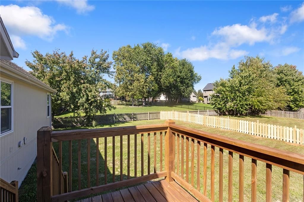 Photo 37 of 37 - 2280 W Cothrell Street, Olathe, KS 66061