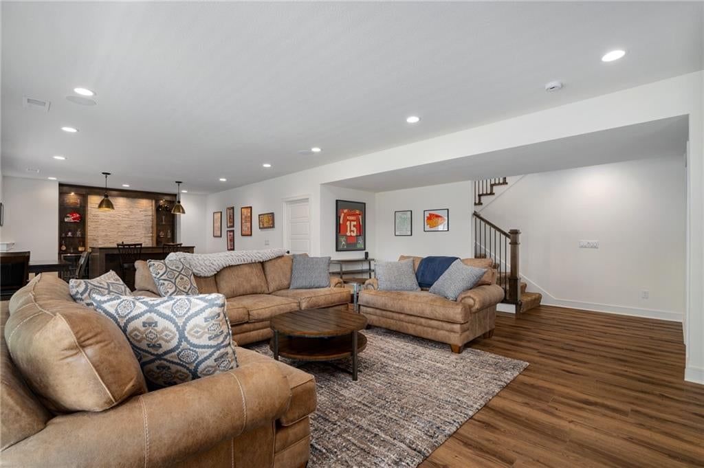 Photo 38 of 66 - 4209 NE Hideaway Drive, Lee's Summit, MO 64064