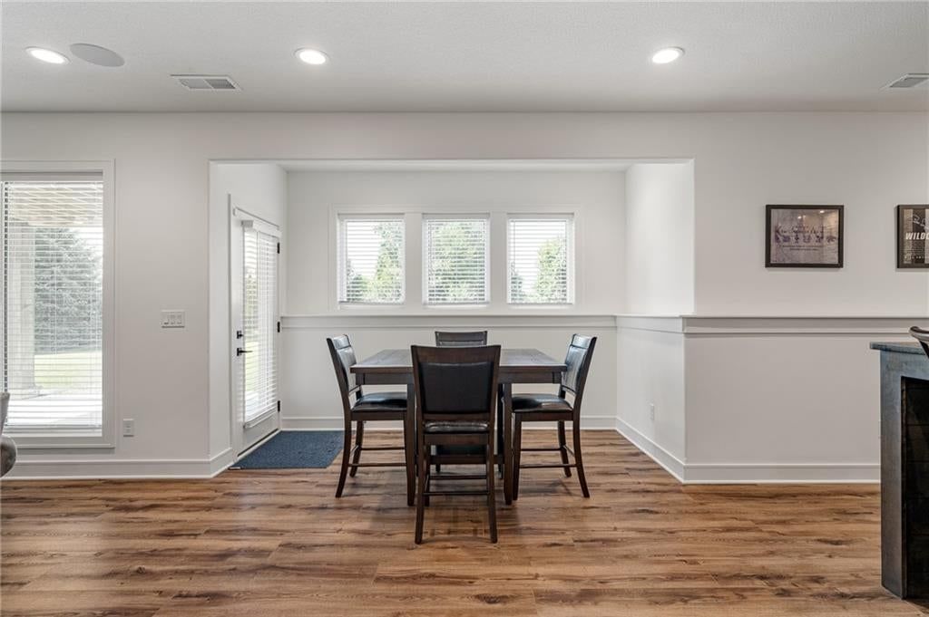 Photo 41 of 66 - 4209 NE Hideaway Drive, Lee's Summit, MO 64064