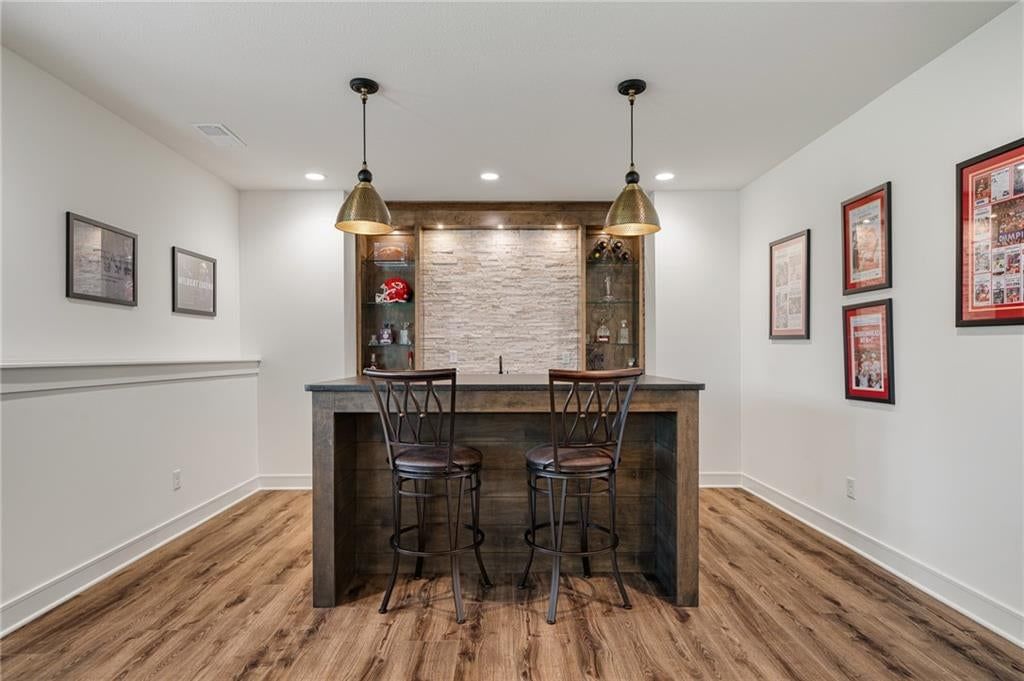 Photo 42 of 66 - 4209 NE Hideaway Drive, Lee's Summit, MO 64064