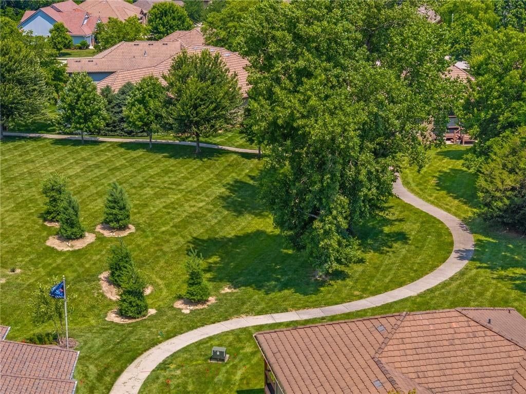 Photo 61 of 66 - 4209 NE Hideaway Drive, Lee's Summit, MO 64064