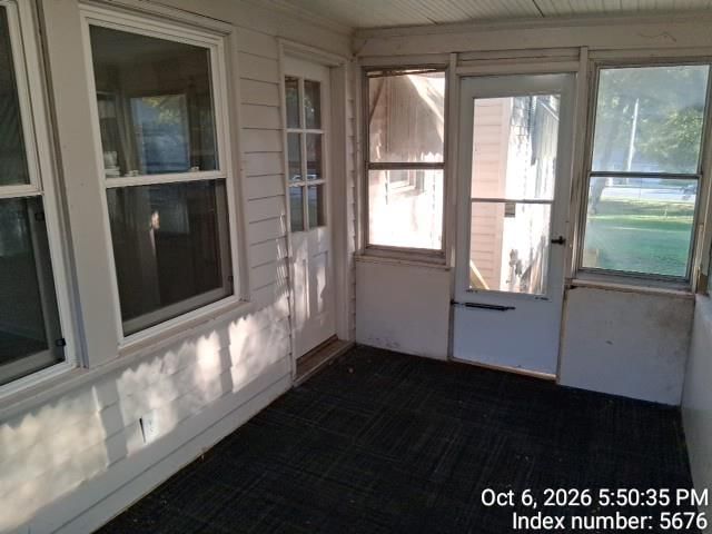 Photo 5 of 17 - 7020 Raytown Road, Raytown, MO 64133