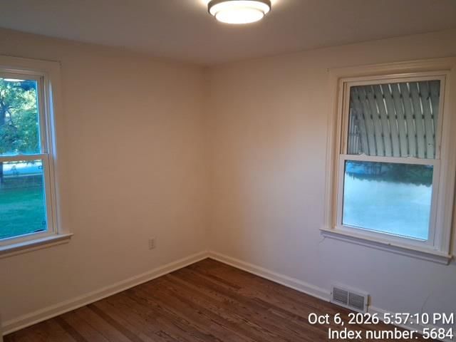 Photo 13 of 17 - 7020 Raytown Road, Raytown, MO 64133