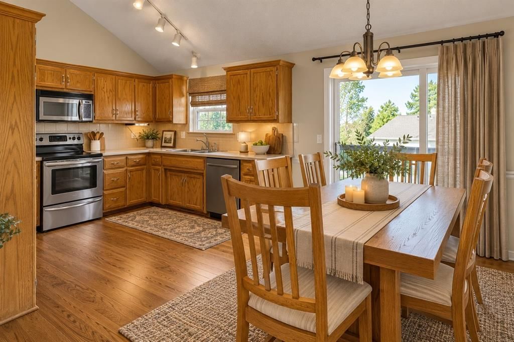 Photo 12 of 57 - 616 Patrick Drive, Excelsior Springs, MO 64024
